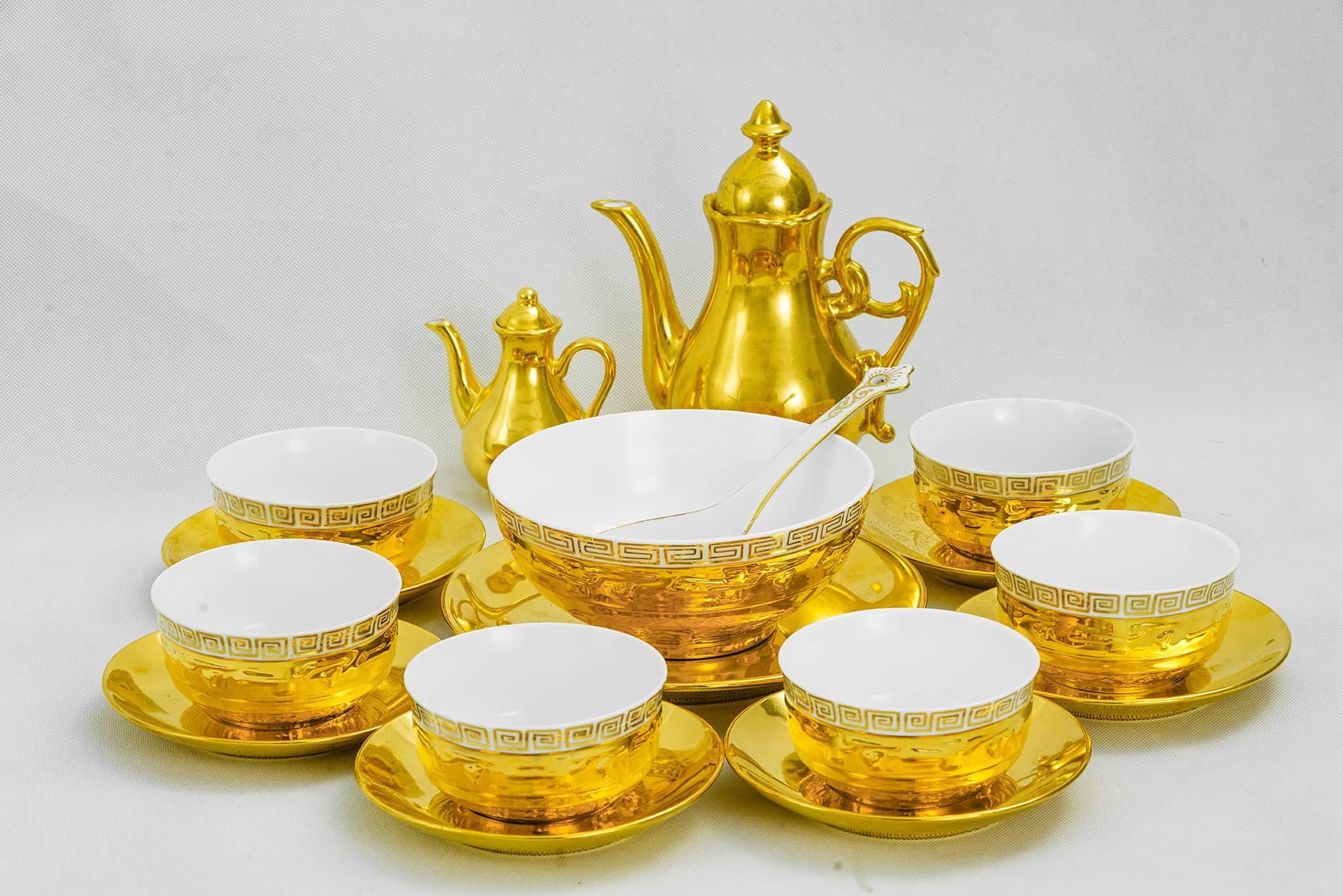 NGÀY TỨ NGỌ